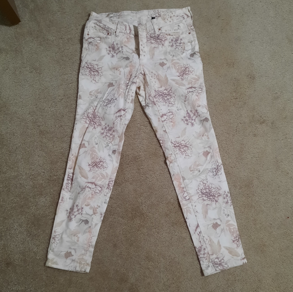 BOGO Free Reitmans Pastel Floral Jeans
